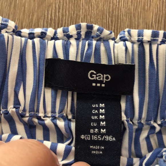 NWOT! - GAP 100% Cotton Off-Shoulder Pinstripe Top - Picture 2 of 7